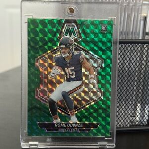 2024 Panini Mosaic - Rookies Rome Odunze #309 Green Mosaic Prizm (RC)